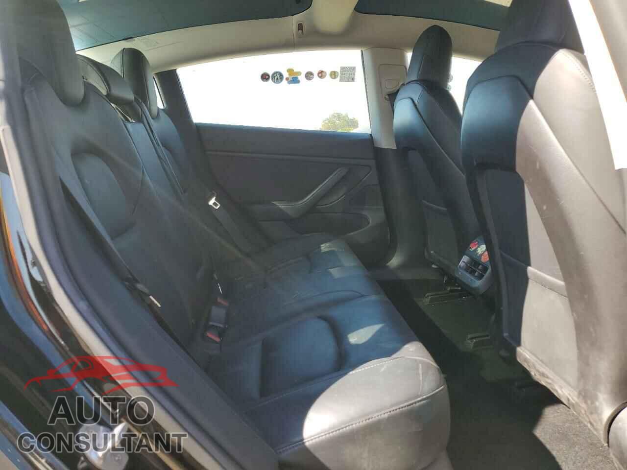 TESLA MODEL 3 2019 - 5YJ3E1EAXKF416129