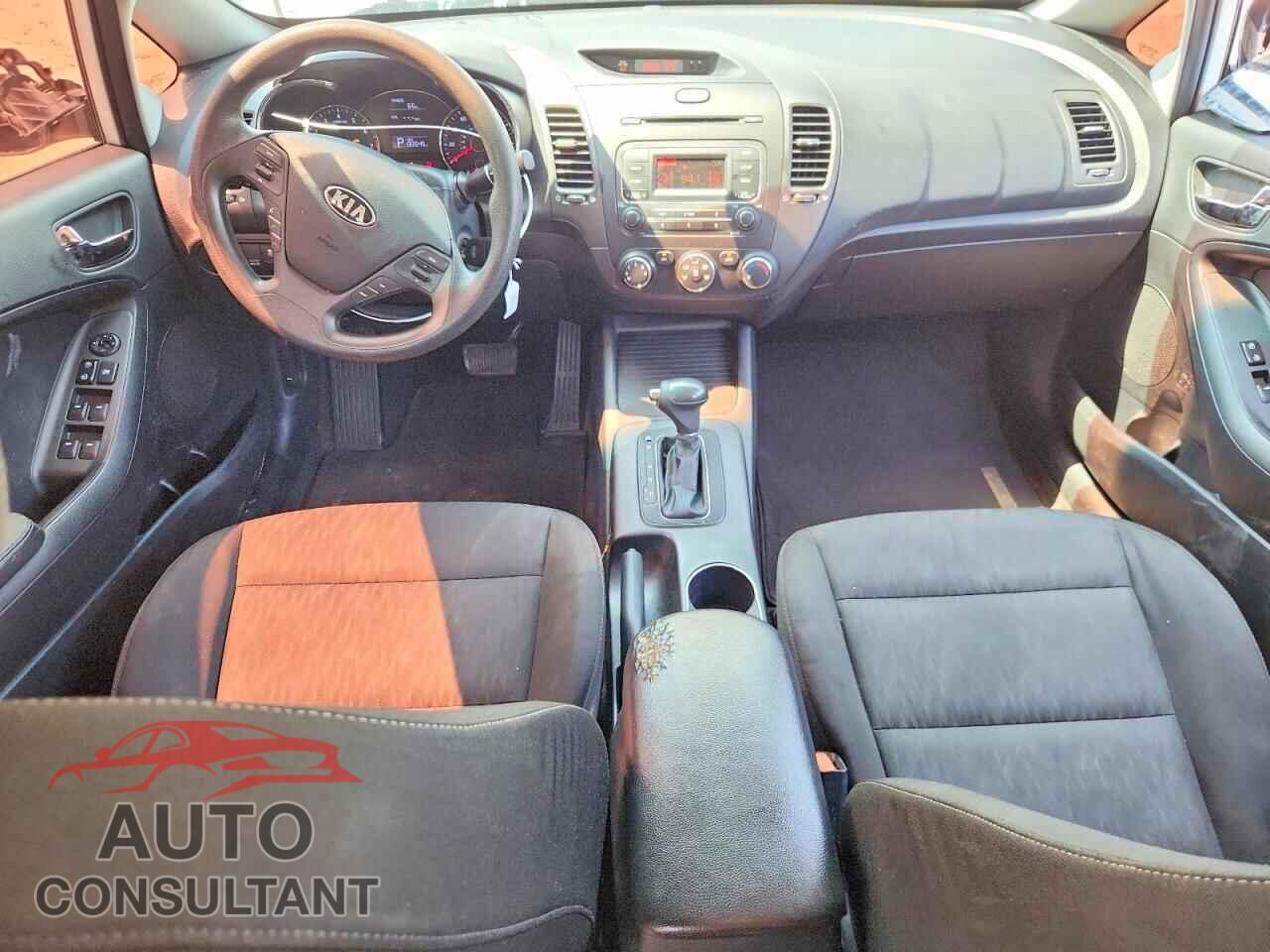 KIA FORTE 2016 - KNAFK4A60G5460820