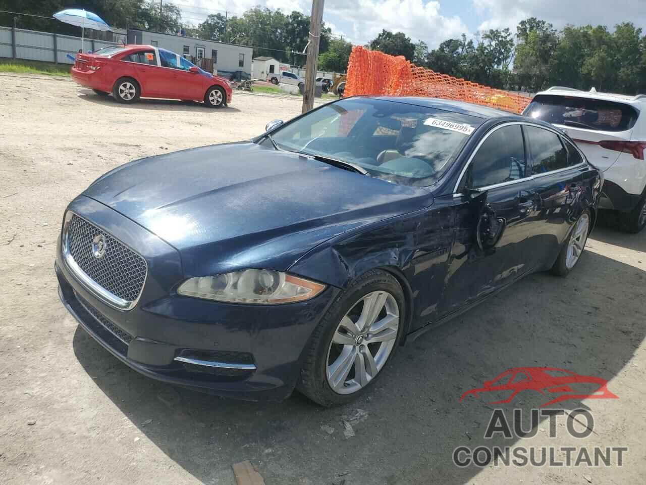 JAGUAR XJ 2013 - SAJWA2G13DLV57203