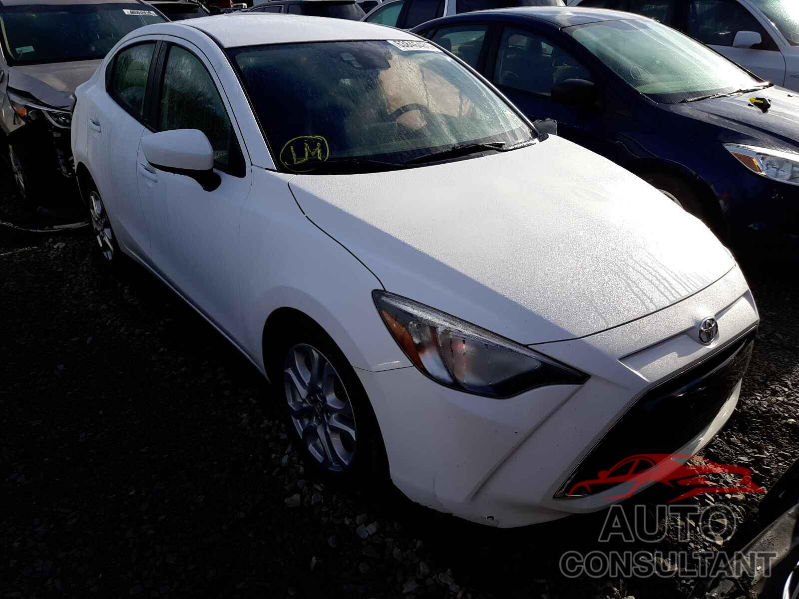 TOYOTA YARIS 2017 - 3MYDLBYV2HY194490