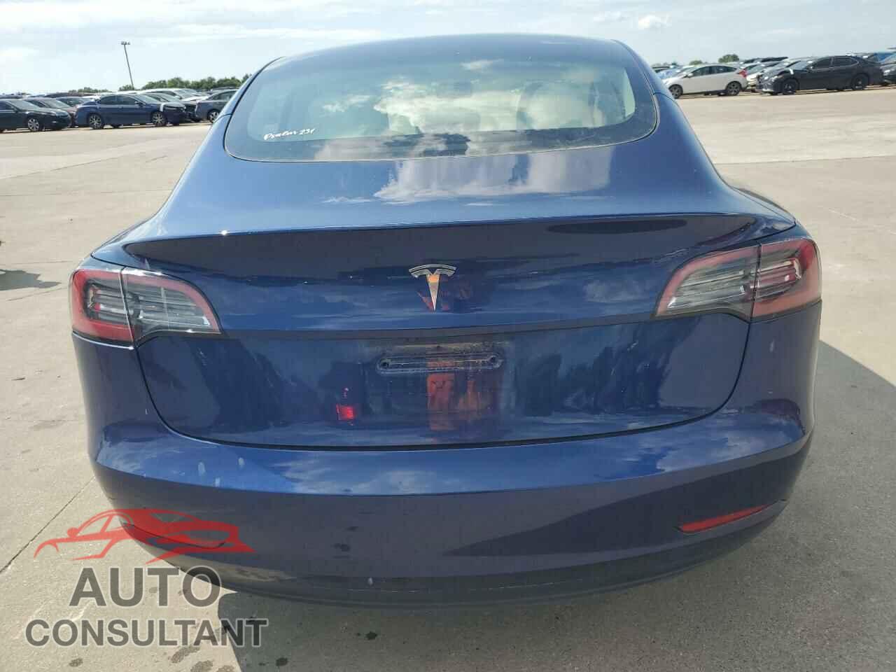 TESLA MODEL 3 2023 - 5YJ3E1EA7PF697975