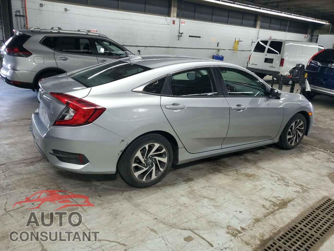 HONDA CIVIC 2017 - 19XFC2F75HE060537