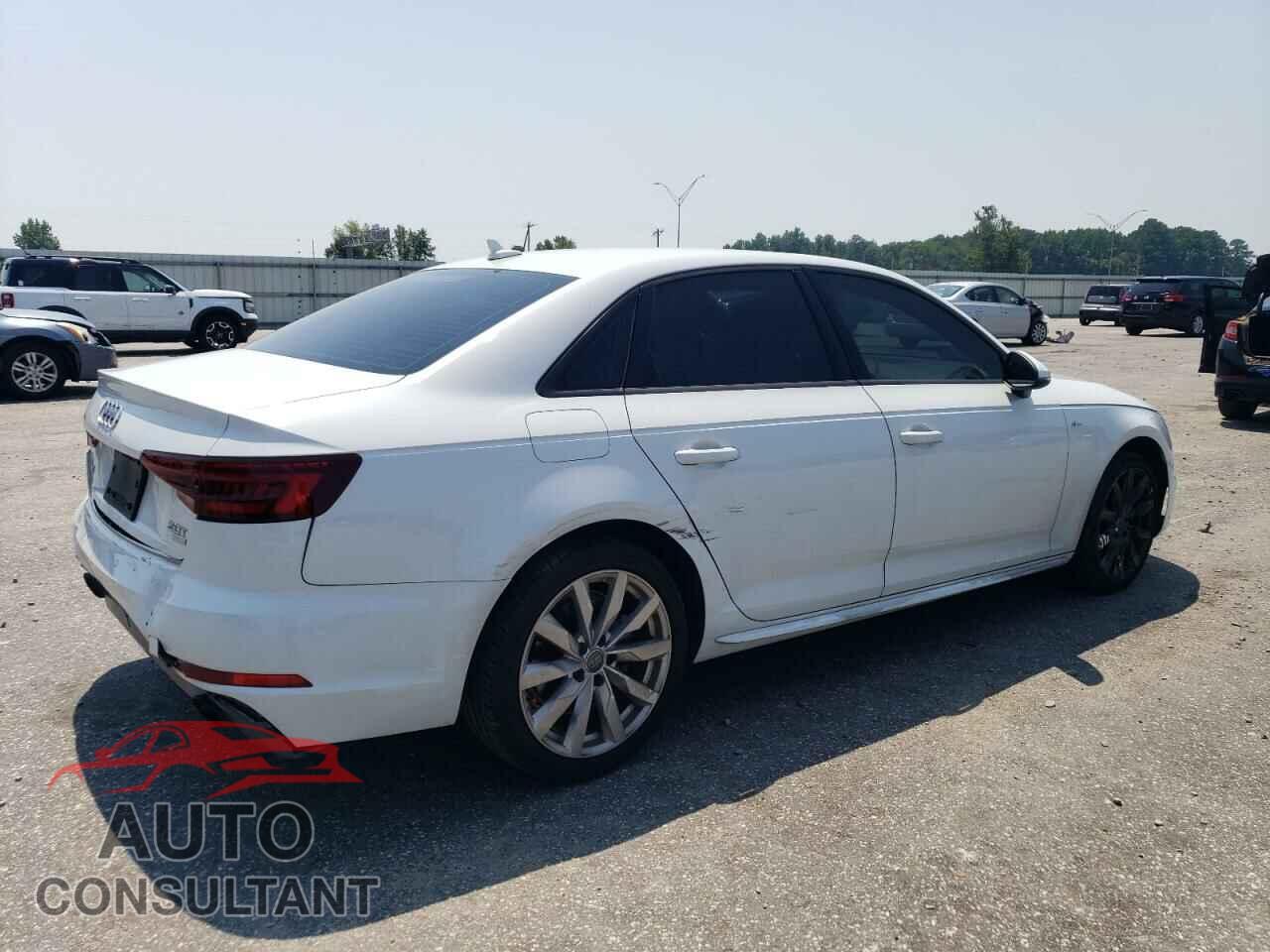 AUDI A4 2018 - WAUKMAF44JA220232