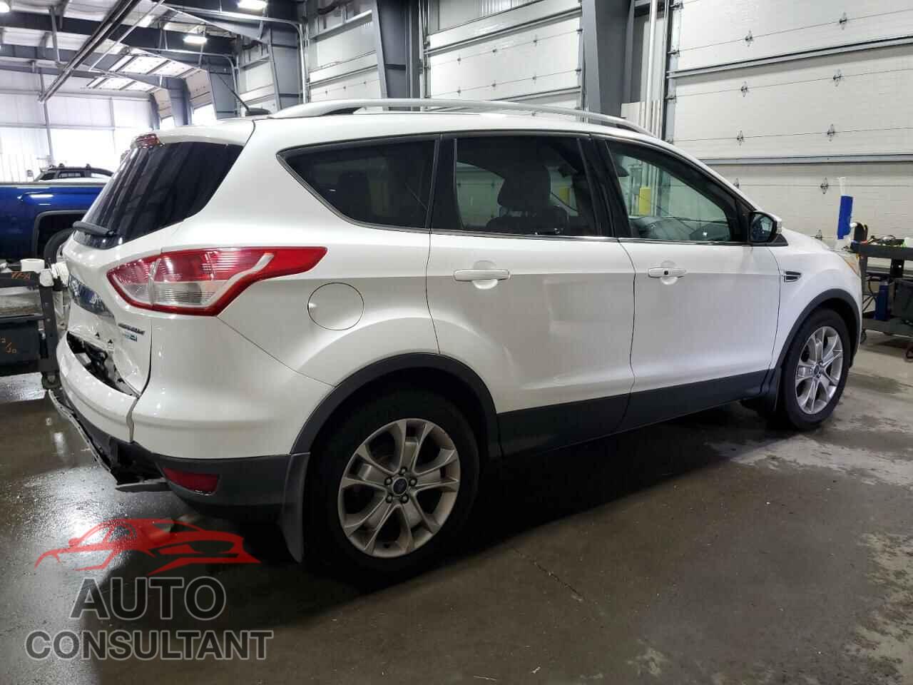 FORD ESCAPE 2014 - 1FMCU9J97EUE12947