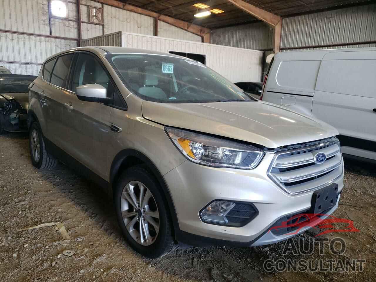 FORD ESCAPE 2017 - 1FMCU0GD3HUE93702
