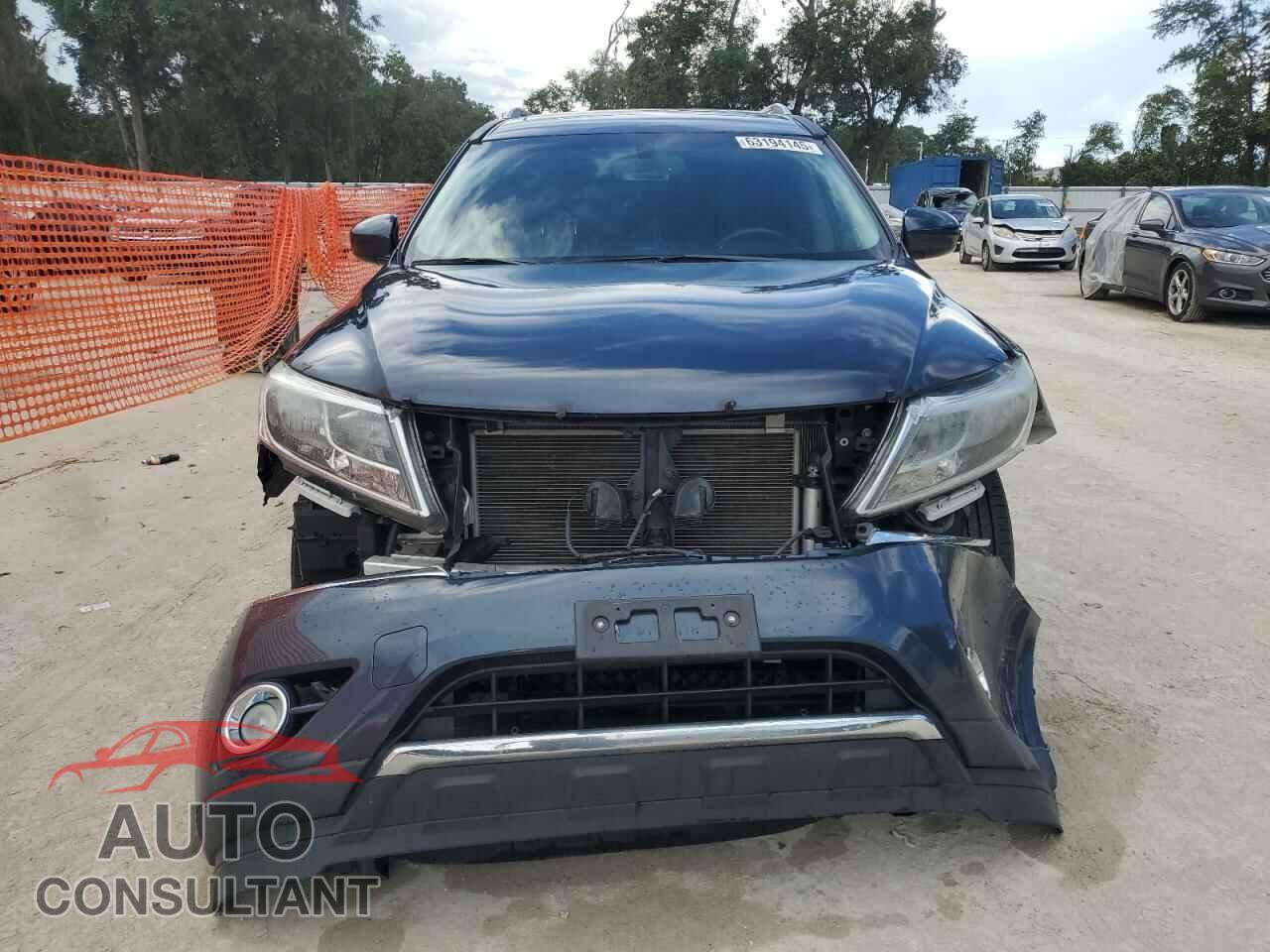 NISSAN PATHFINDER 2013 - 5N1AR2MN2DC644644