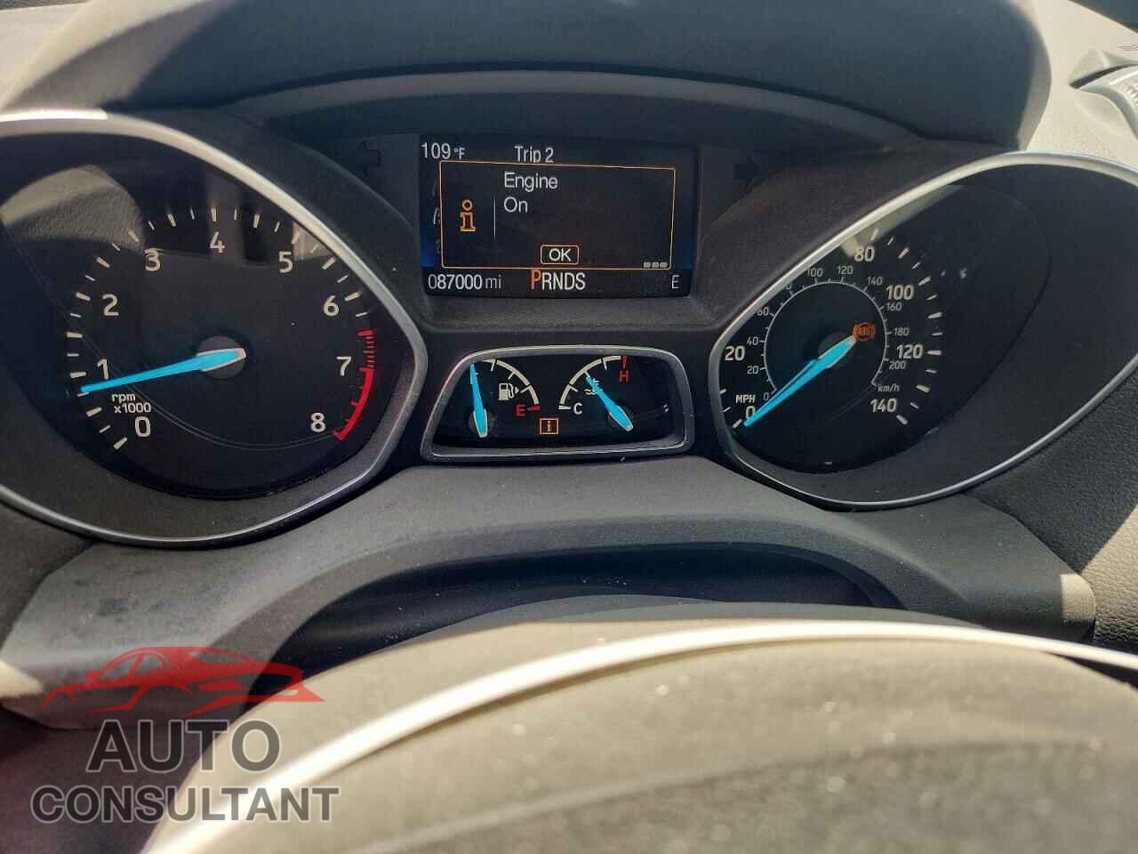 FORD ESCAPE 2017 - 1FMCU0F72HUD40174