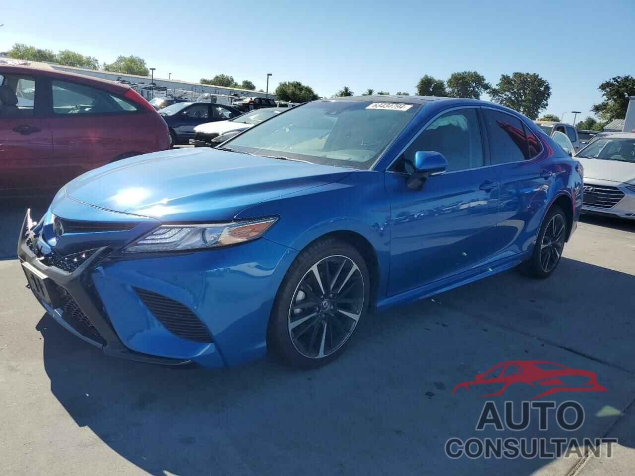 TOYOTA CAMRY 2018 - 4T1B61HK5JU011701