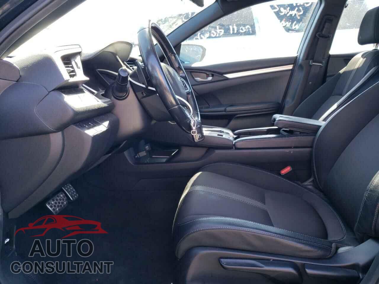 HONDA CIVIC 2019 - 2HGFC2F88KH596274