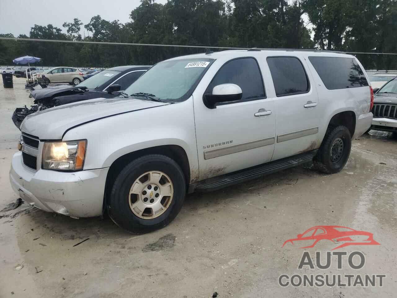 CHEVROLET SUBURBAN 2013 - 1GNSCJE08DR361516