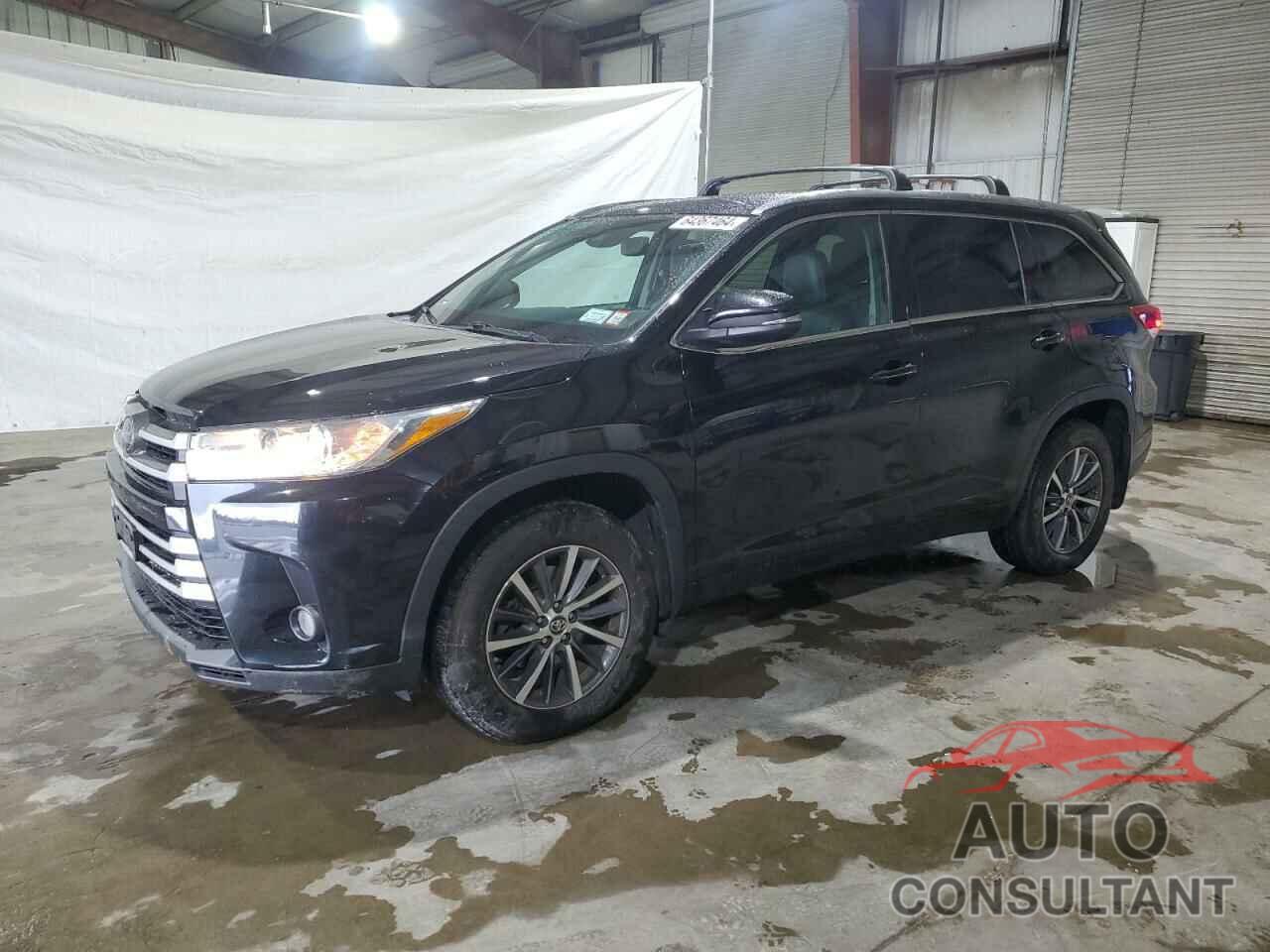 TOYOTA HIGHLANDER 2018 - 5TDJZRFH3JS544695