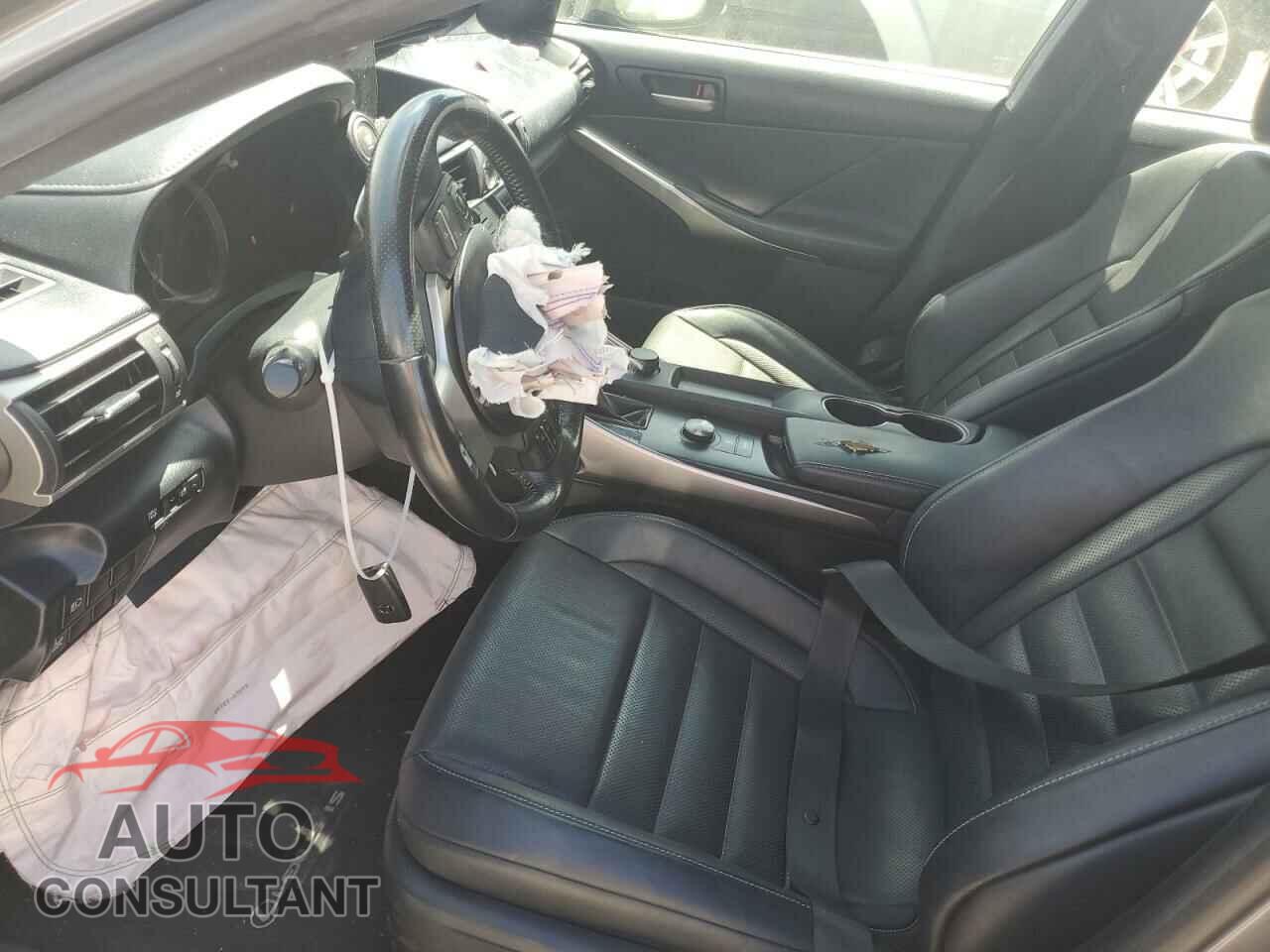 LEXUS IS 2017 - JTHCM1D26H5015926