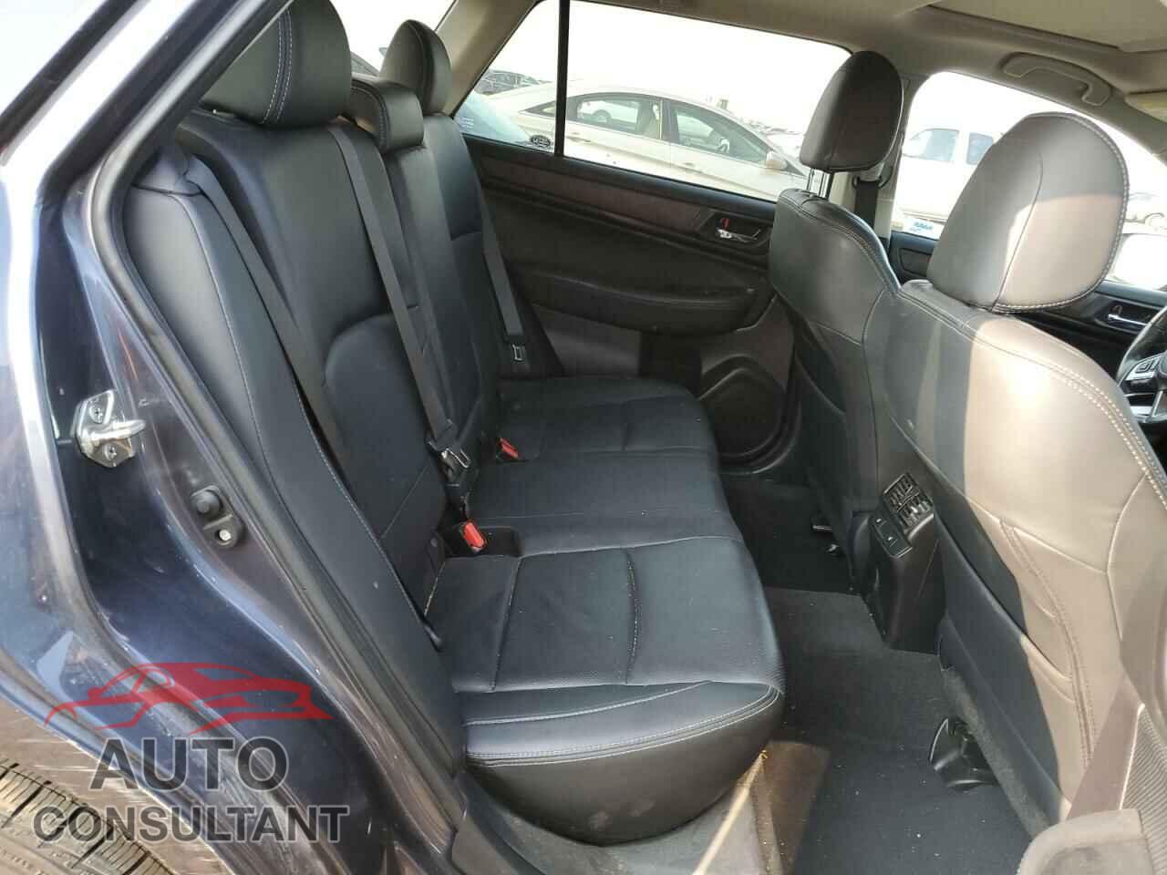 SUBARU OUTBACK 2017 - 4S4BSENC0H3277532