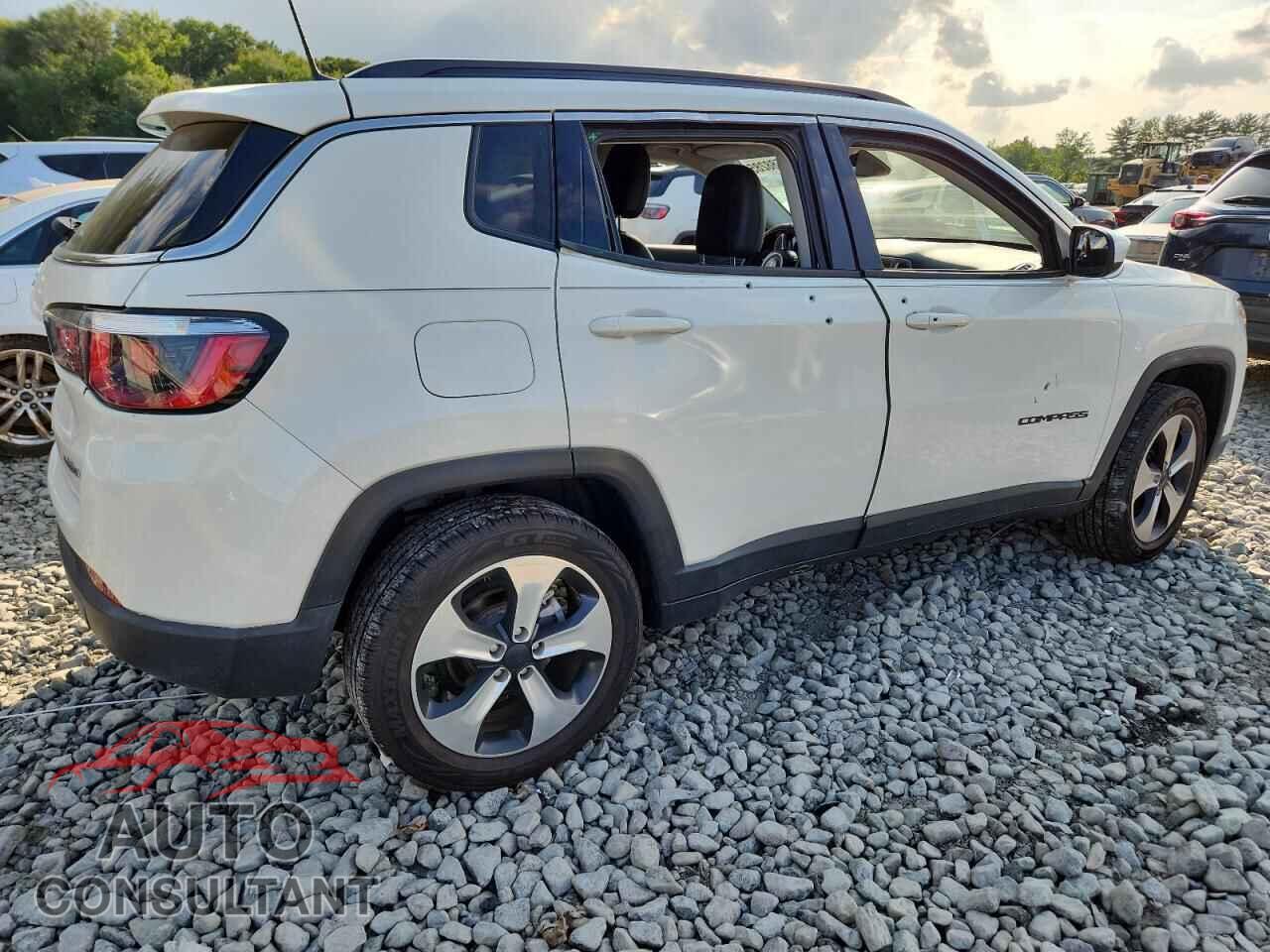 JEEP COMPASS 2017 - 3C4NJDBB7HT688733