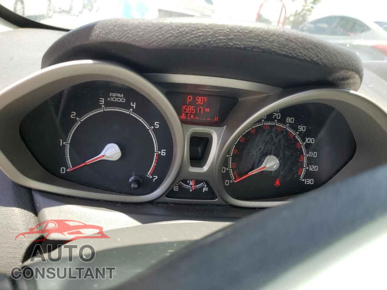FORD FIESTA 2013 - 3FADP4EJ8DM152803