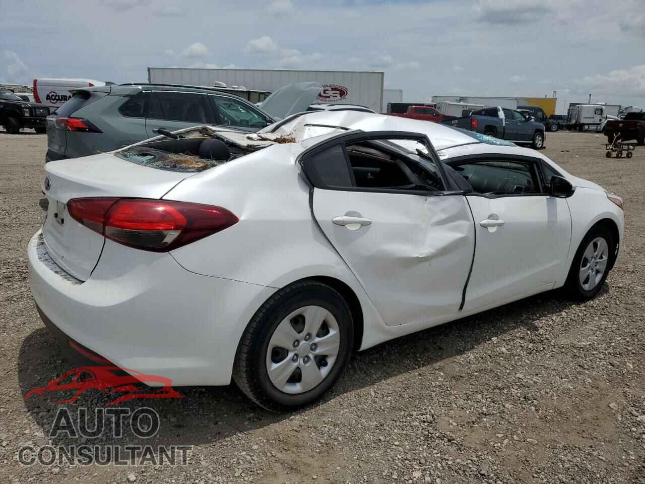 KIA FORTE 2017 - 3KPFL4A79HE040570