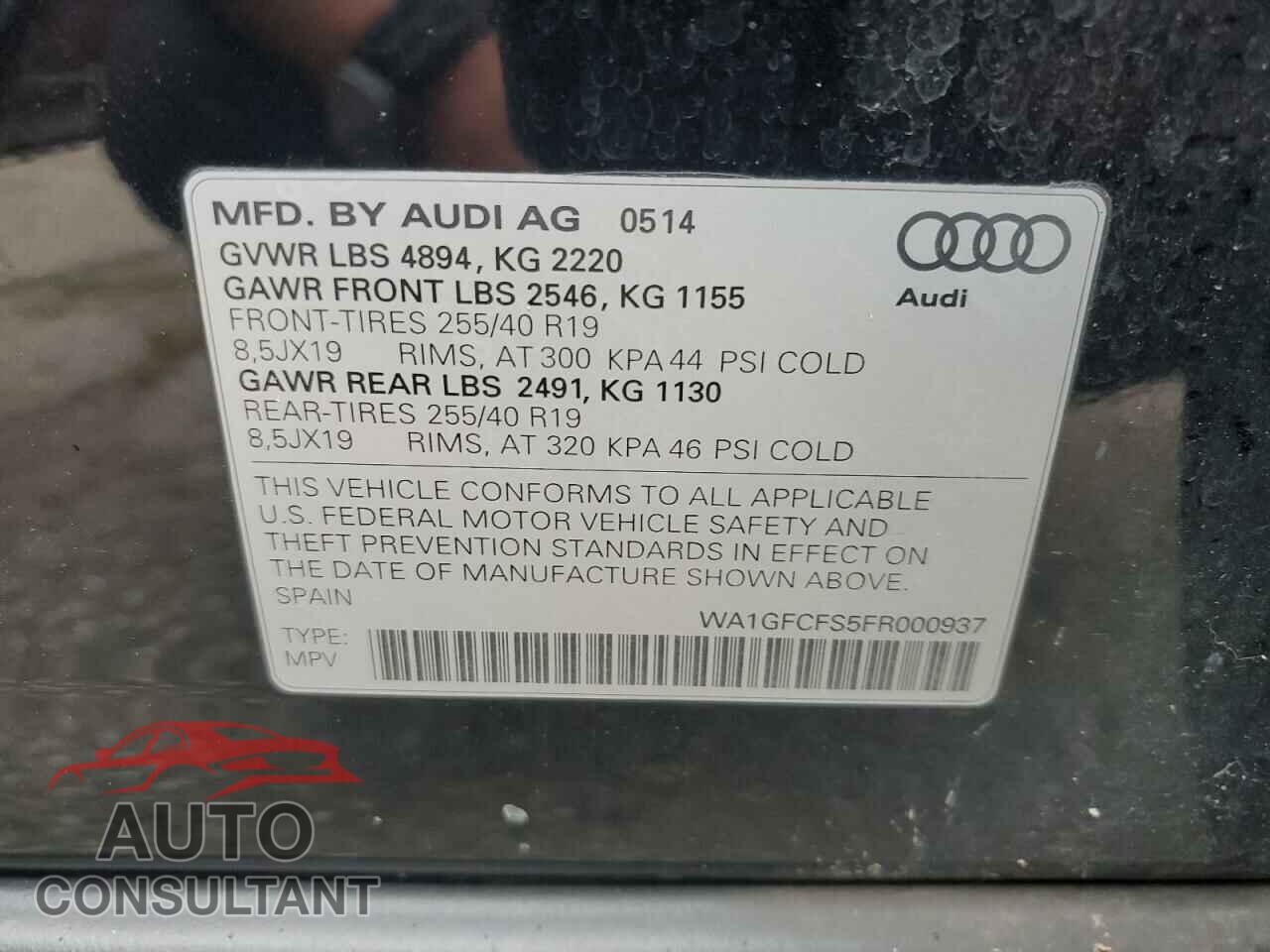 AUDI Q3 2015 - WA1GFCFS5FR000937
