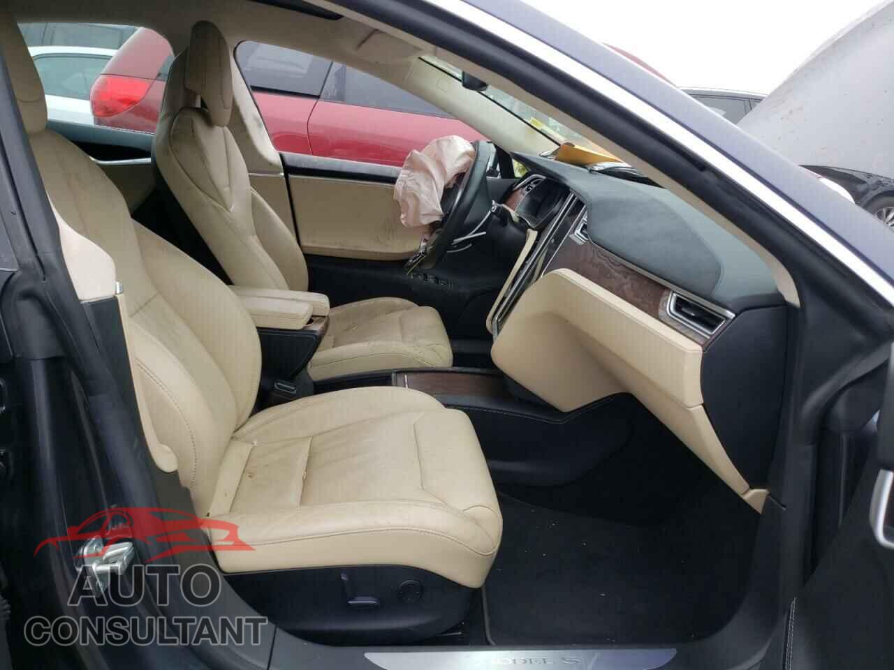 TESLA MODEL S 2017 - 5YJSA1E1XHF204167