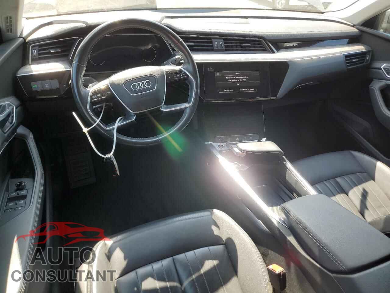 AUDI E-TRON 2021 - WA1AAAGE9MB008966