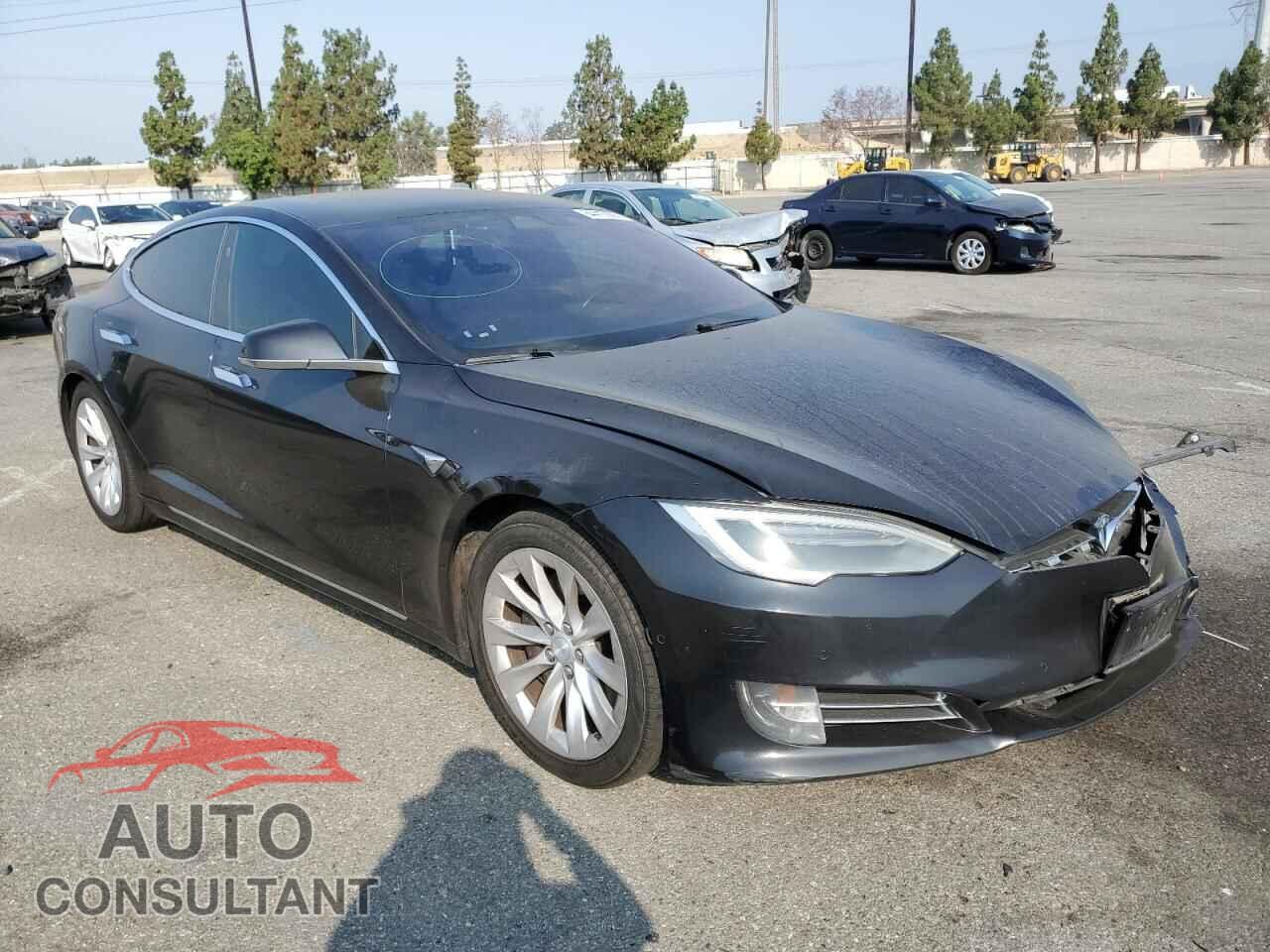 TESLA MODEL S 2018 - 5YJSA1E20JF281967