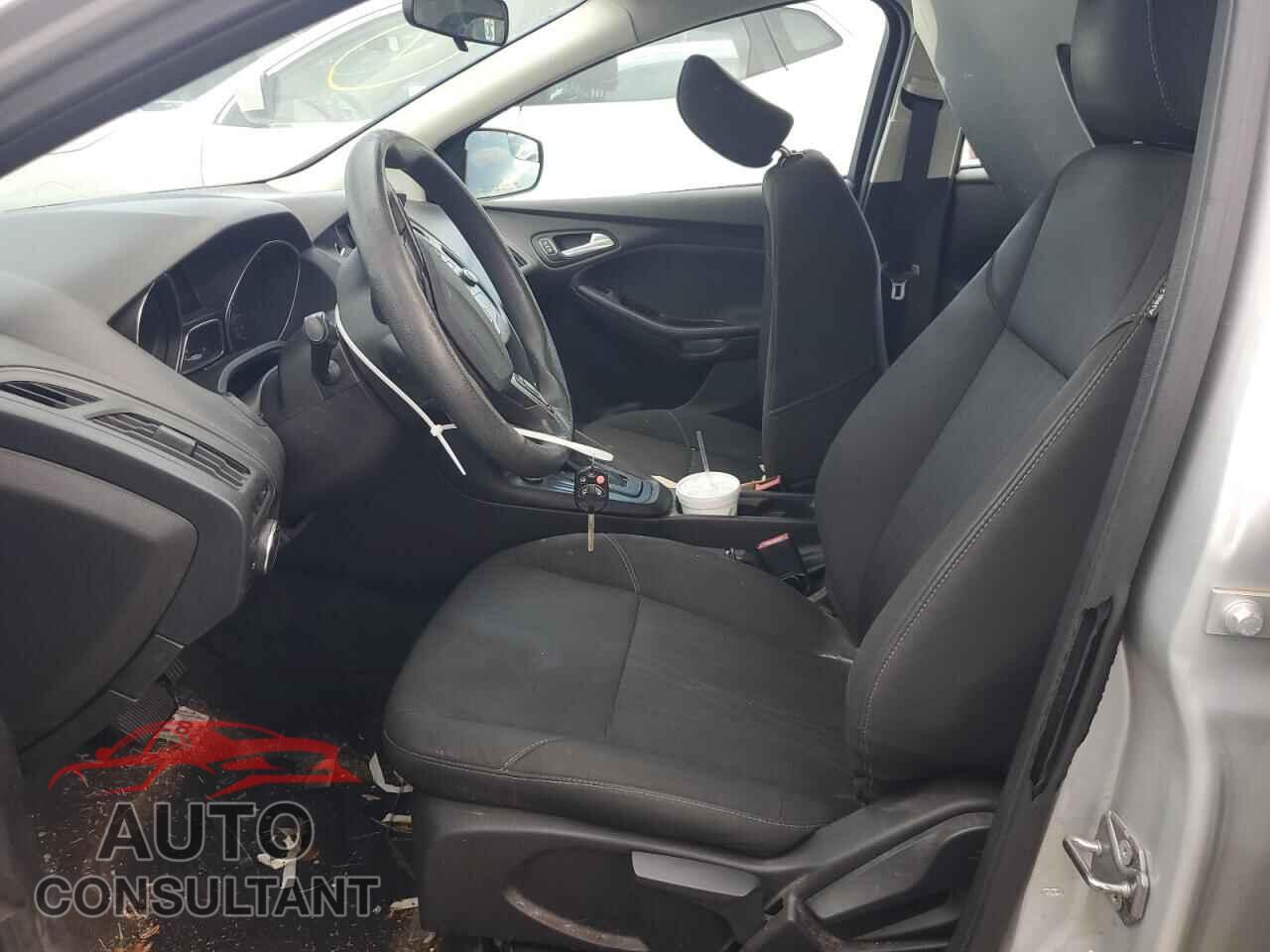 FORD FOCUS 2016 - 1FADP3K2XGL216949