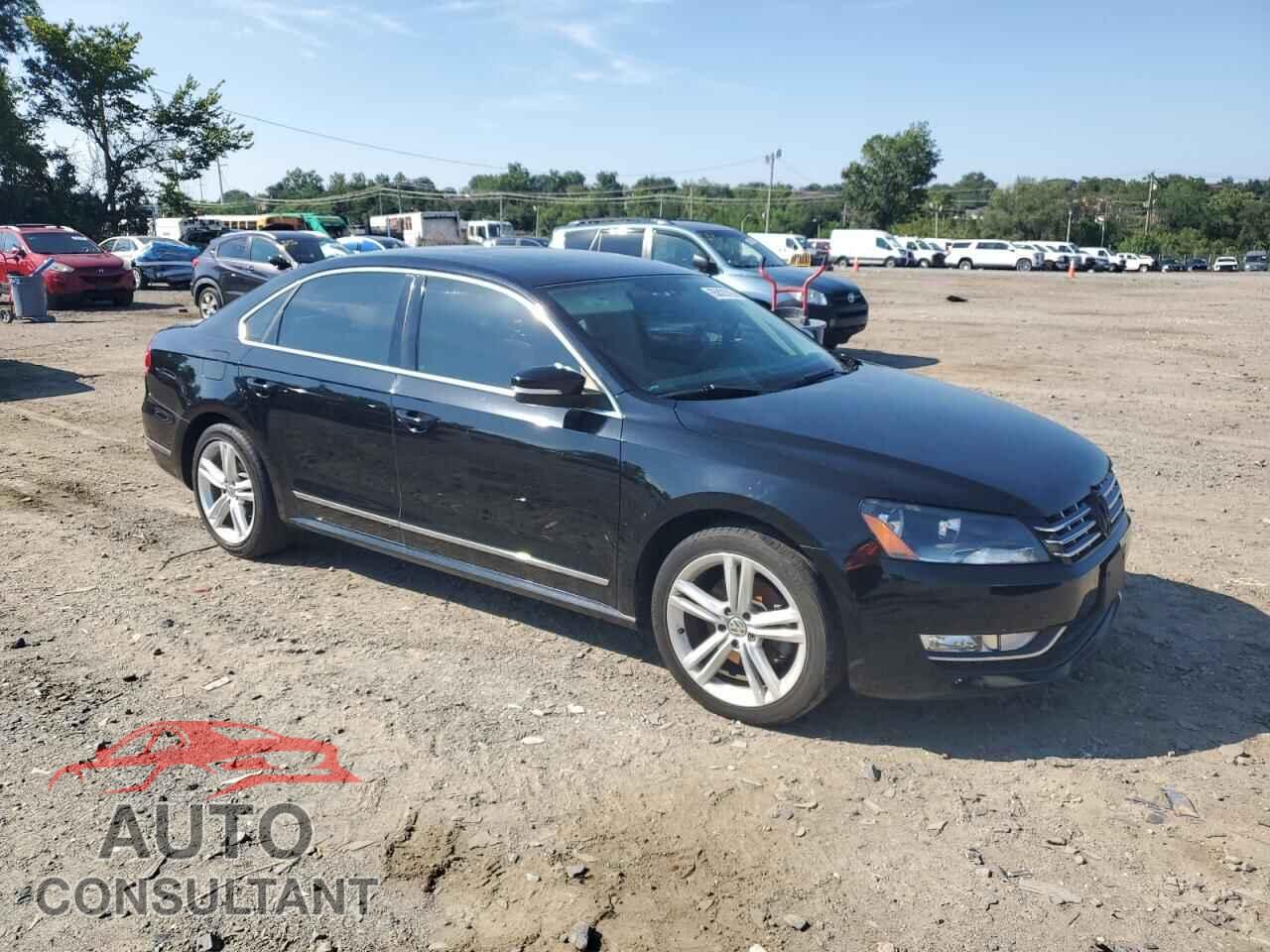 VOLKSWAGEN PASSAT 2014 - 1VWCN7A33EC022772