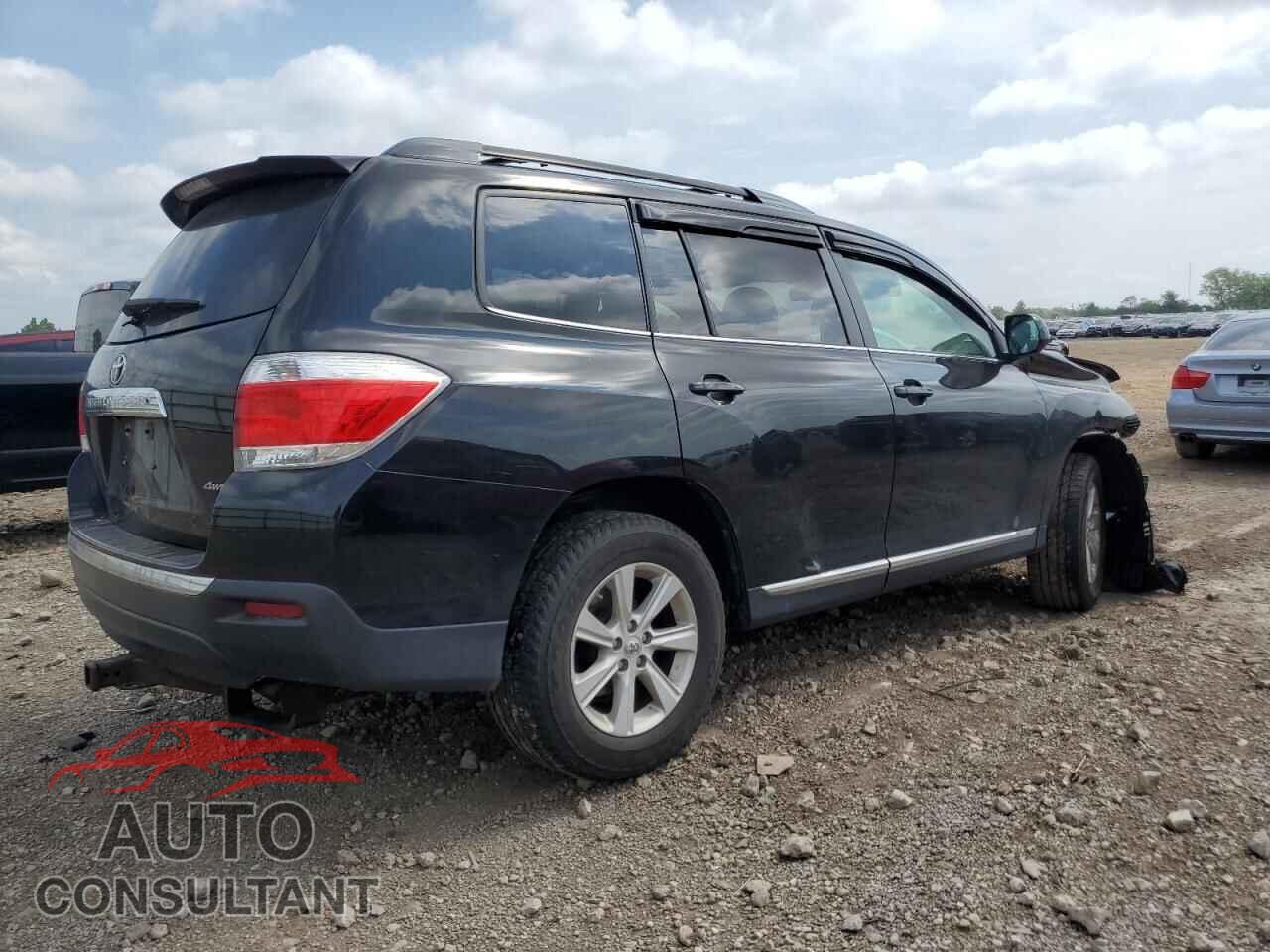 TOYOTA HIGHLANDER 2012 - 5TDBK3EH8CS111108