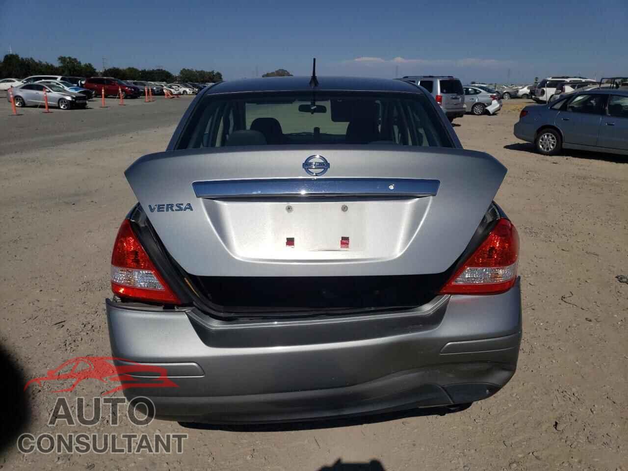 NISSAN VERSA 2011 - 3N1BC1AP7BL442848