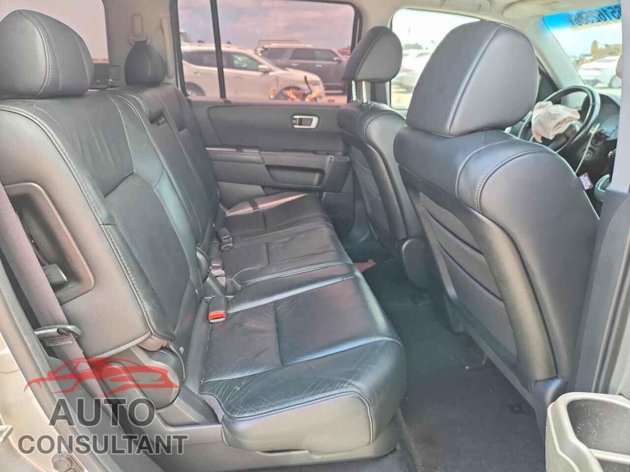 HONDA PILOT 2010 - 5FNYF3H58AB018719