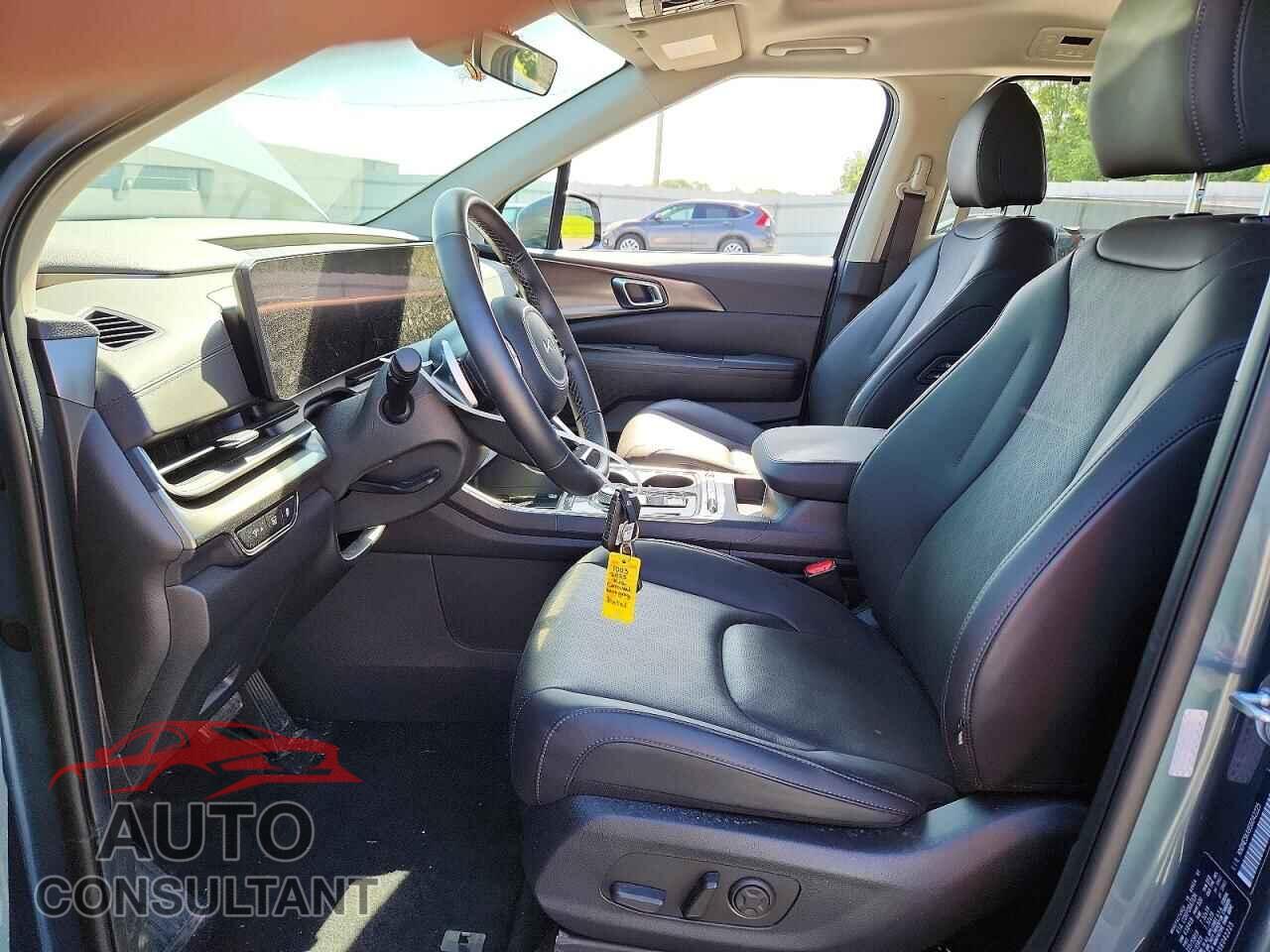 KIA UNKNOWN 2025 - KNDNE5KA9S6042225