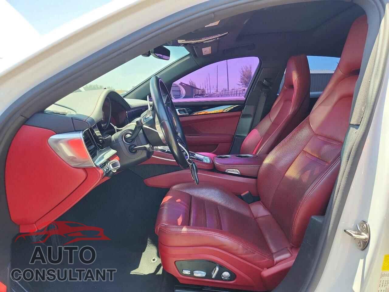 PORSCHE PANAMERA 2018 - WP0AA2A70JL119319
