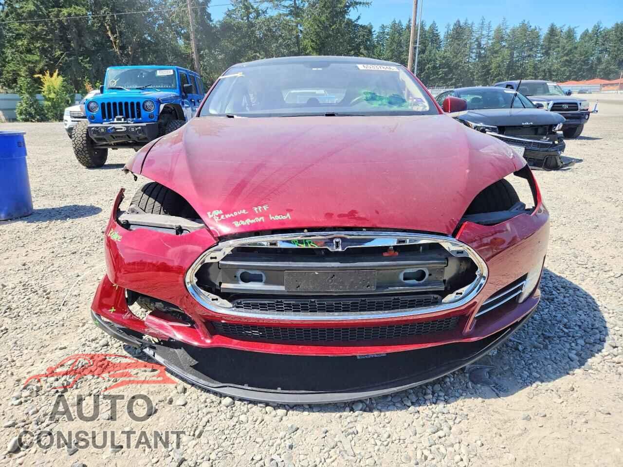 TESLA MODEL S 2012 - 5YJSA1DN8CFS00874