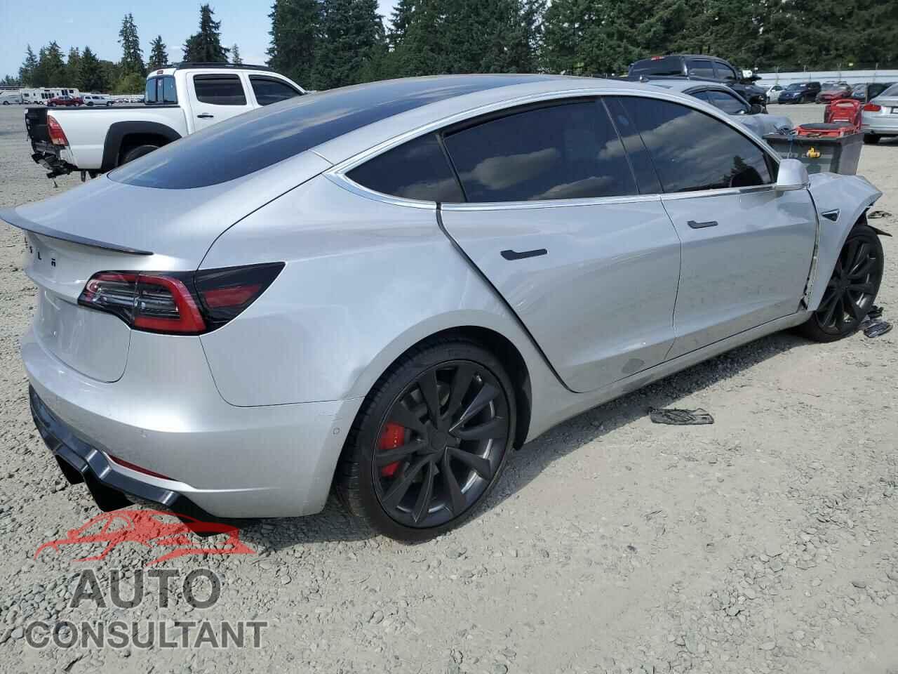 TESLA MODEL 3 2018 - 5YJ3E1EB2JF083402