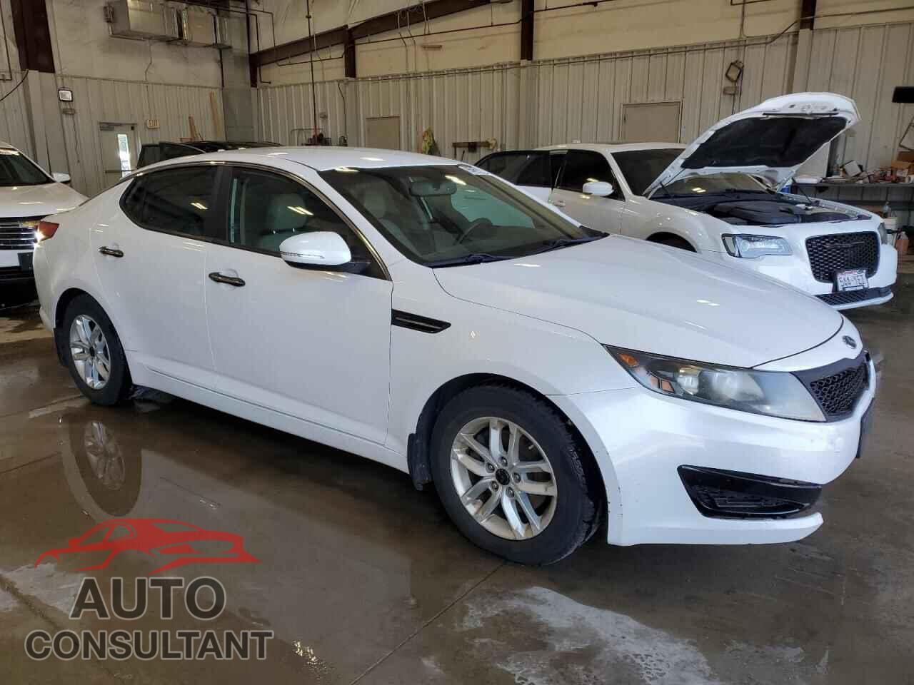 KIA OPTIMA 2011 - KNAGM4A76B5055870