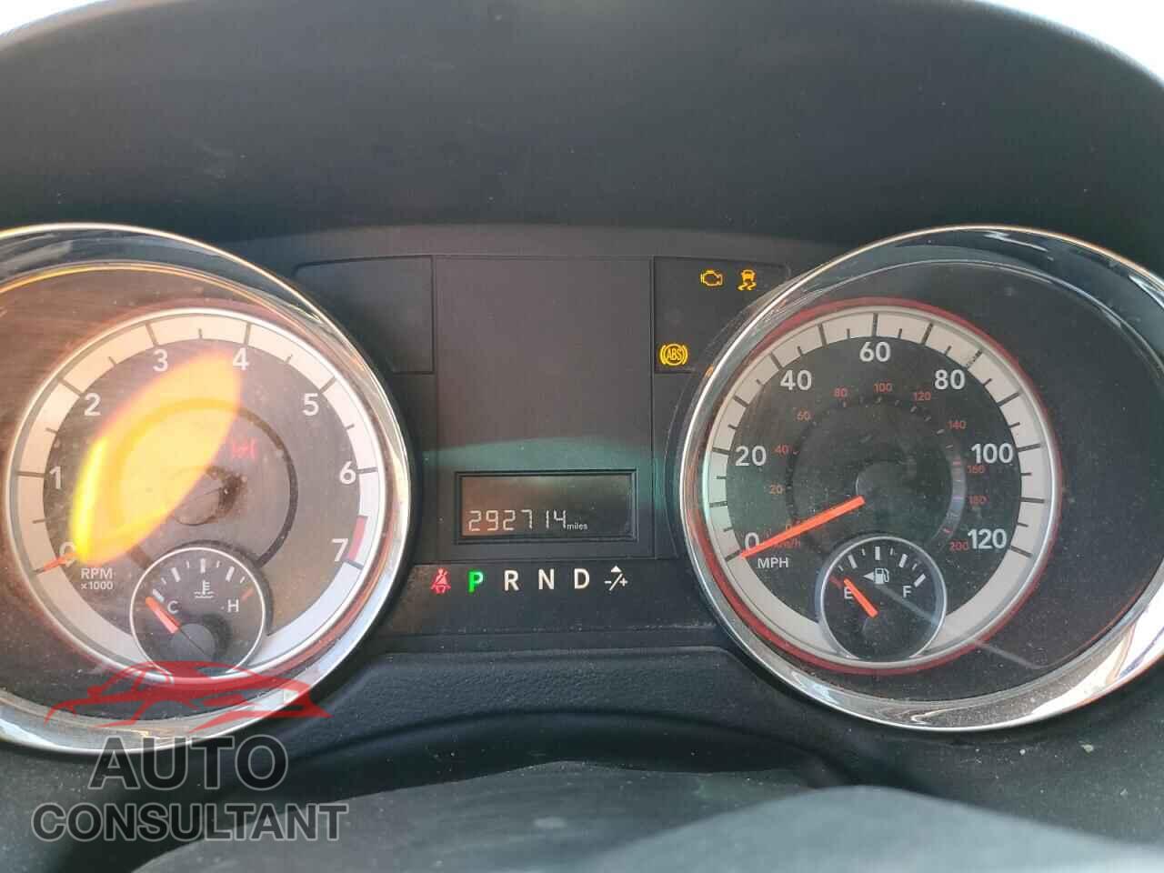 DODGE CARAVAN 2011 - 2D4RN3DG0BR748244