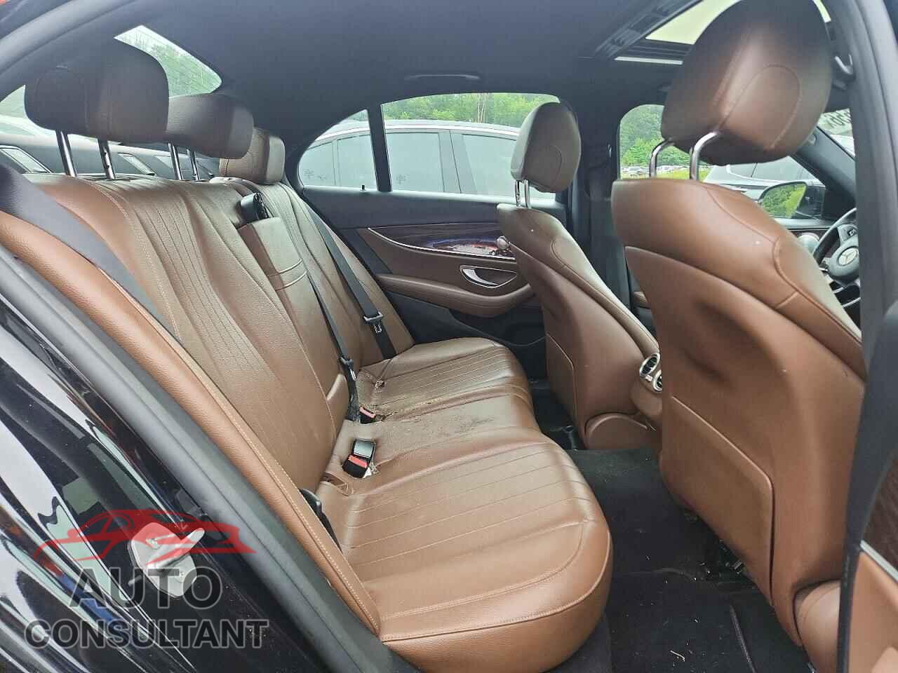 MERCEDES-BENZ E-CLASS 2017 - WDDZF4KB8HA051401