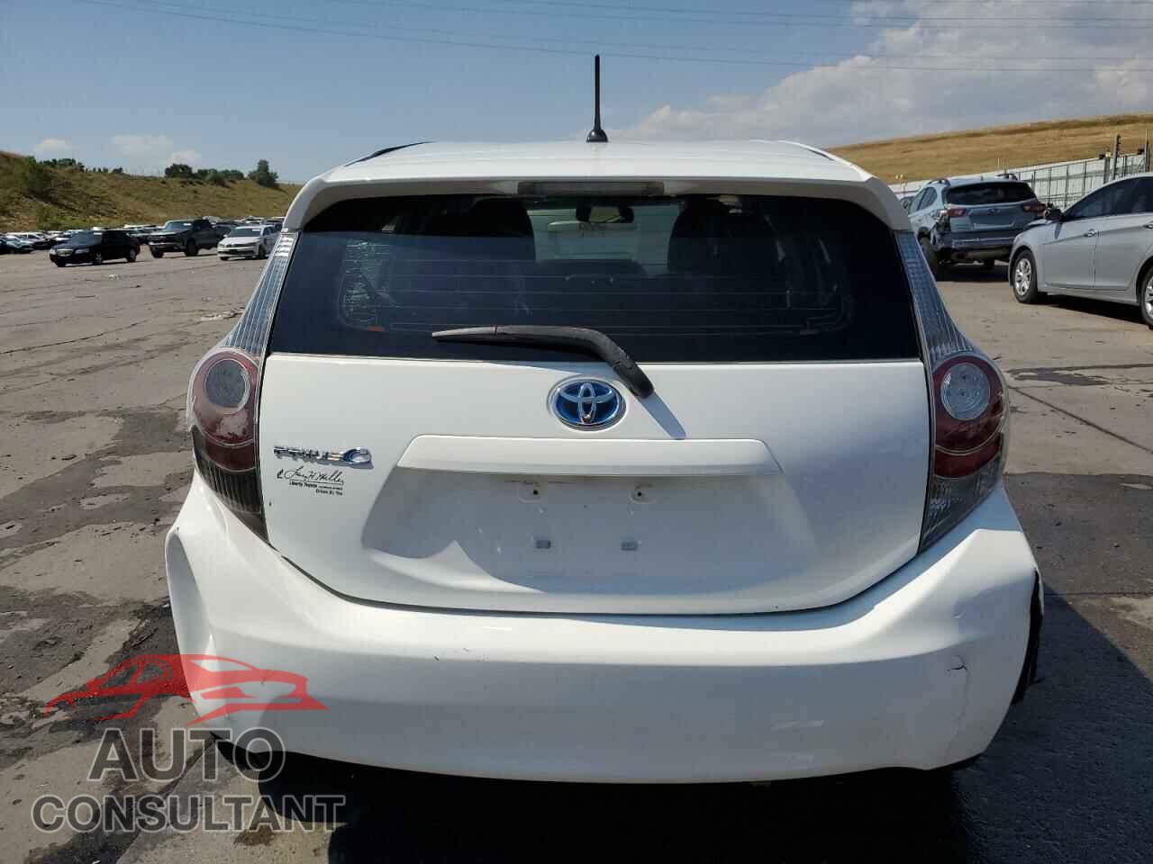 TOYOTA PRIUS 2013 - JTDKDTB36D1537221