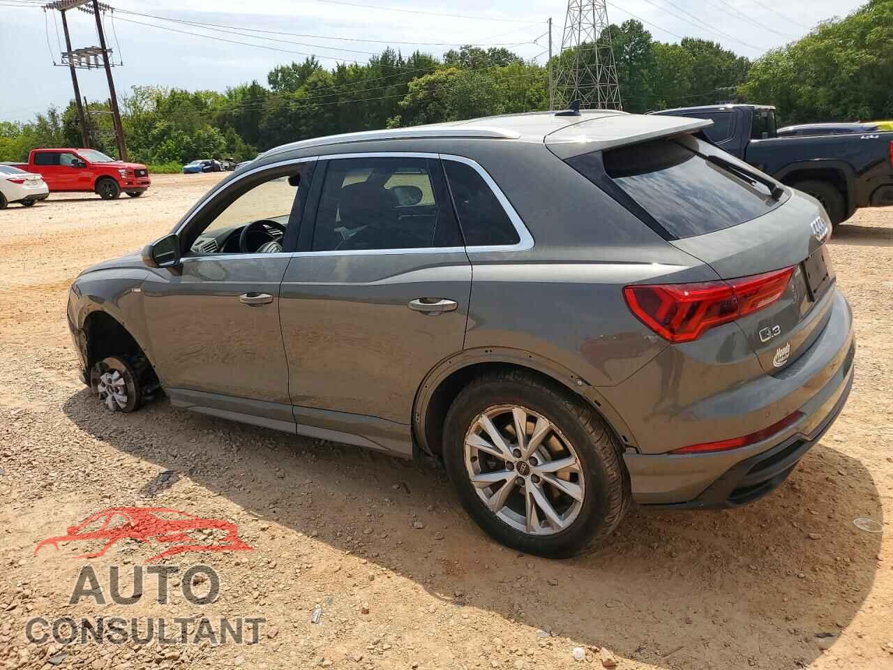 AUDI Q3 2021 - WA1EECF38M1152001