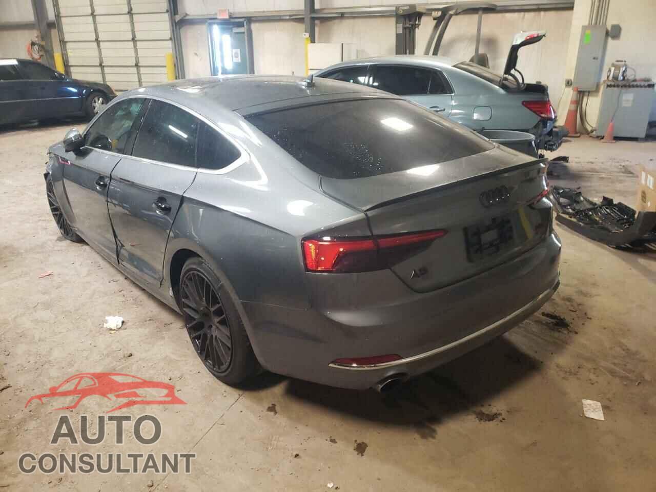 AUDI A5 2018 - WAUBNCF50JA003374