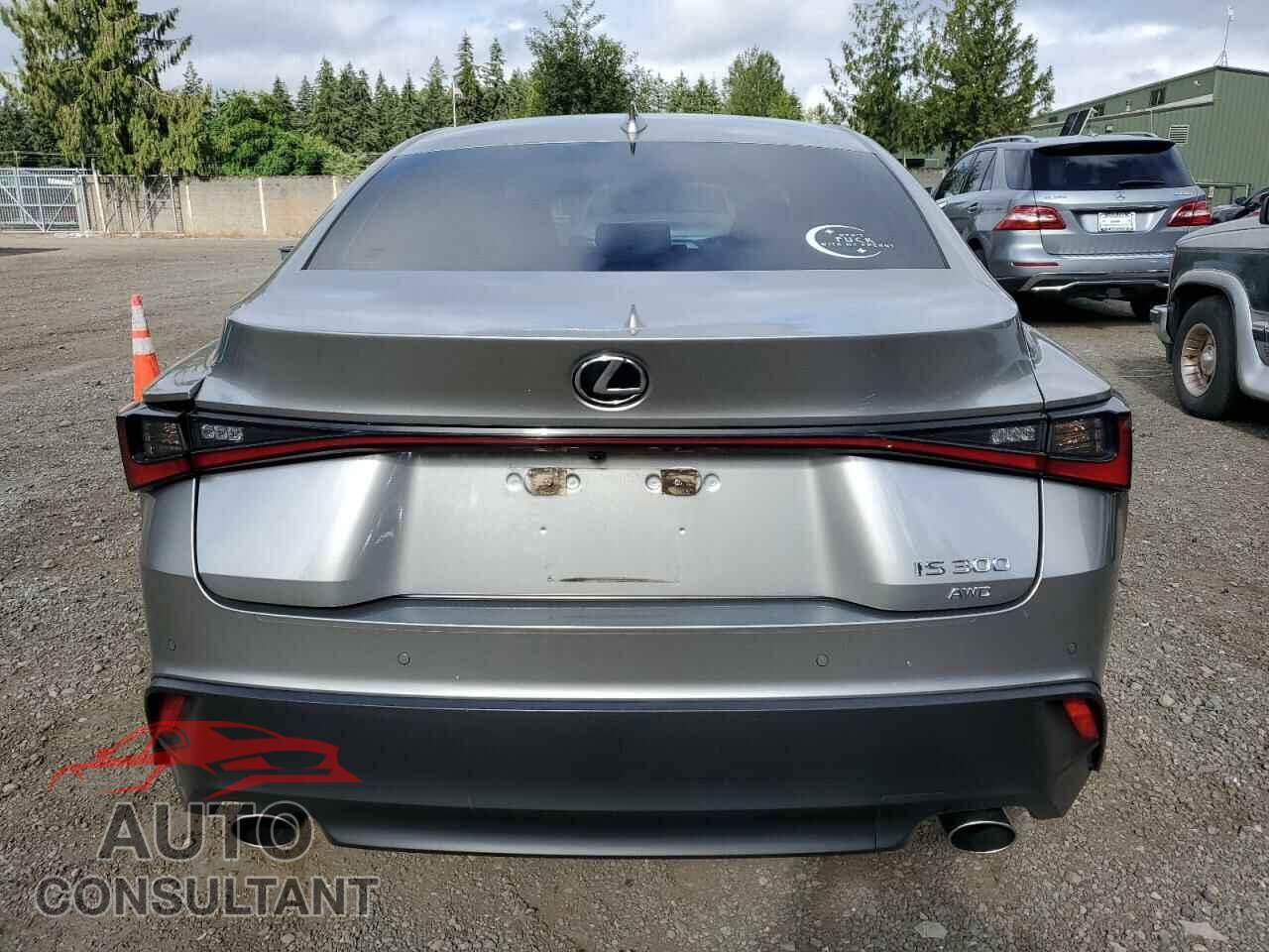 LEXUS IS 2021 - JTHC81F27M5046257