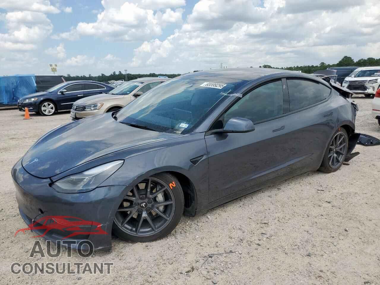TESLA MODEL 3 2023 - 5YJ3E1EA0PF685246