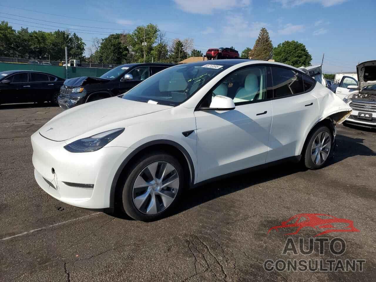 TESLA MODEL Y 2022 - 7SAYGDEE9NF548598