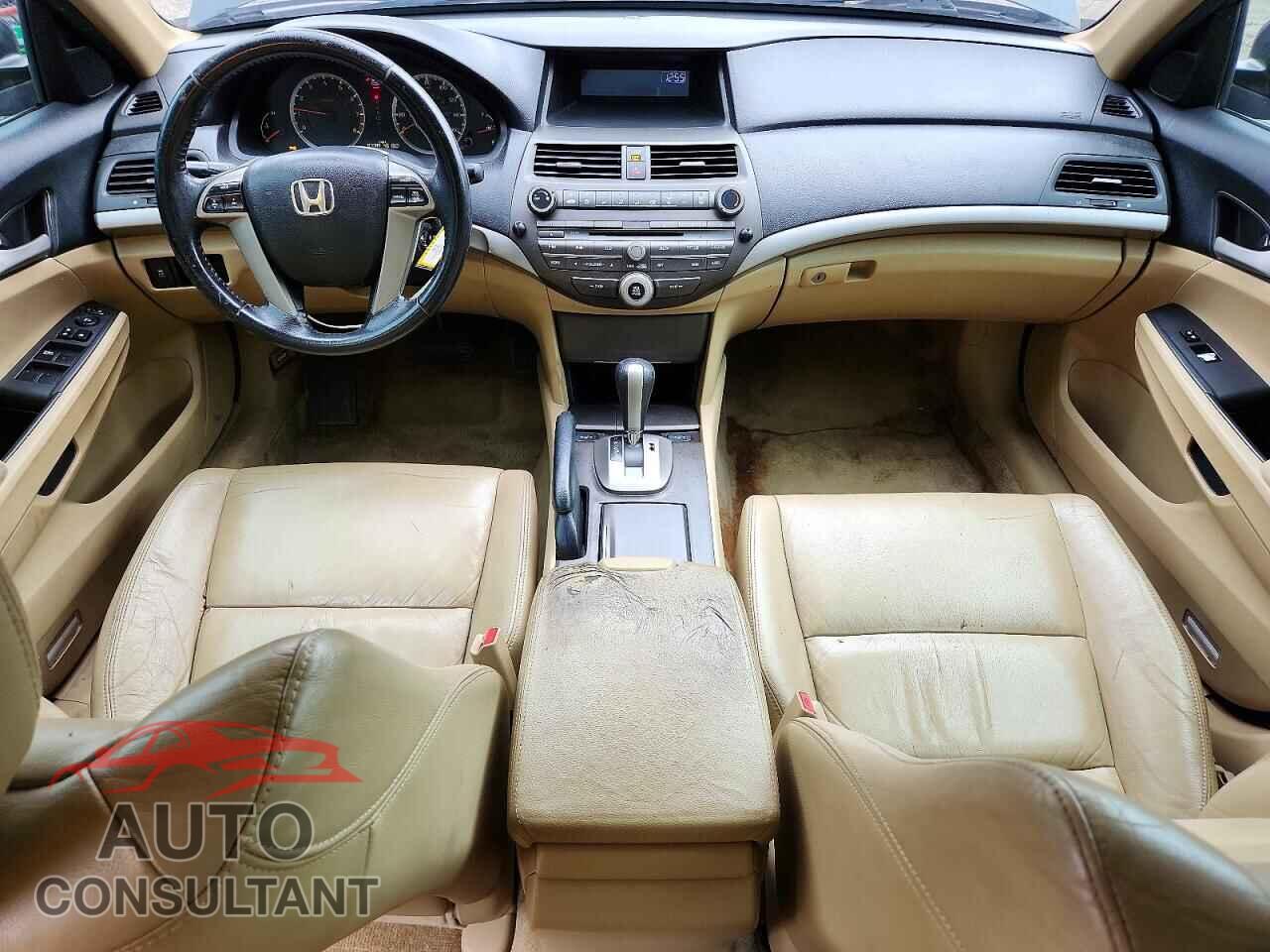 HONDA ACCORD 2011 - 1HGCP2F61BA108545