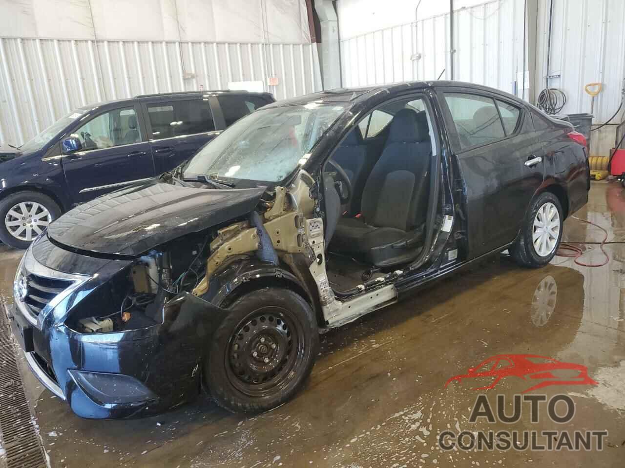 NISSAN VERSA 2019 - 3N1CN7AP0KL850318