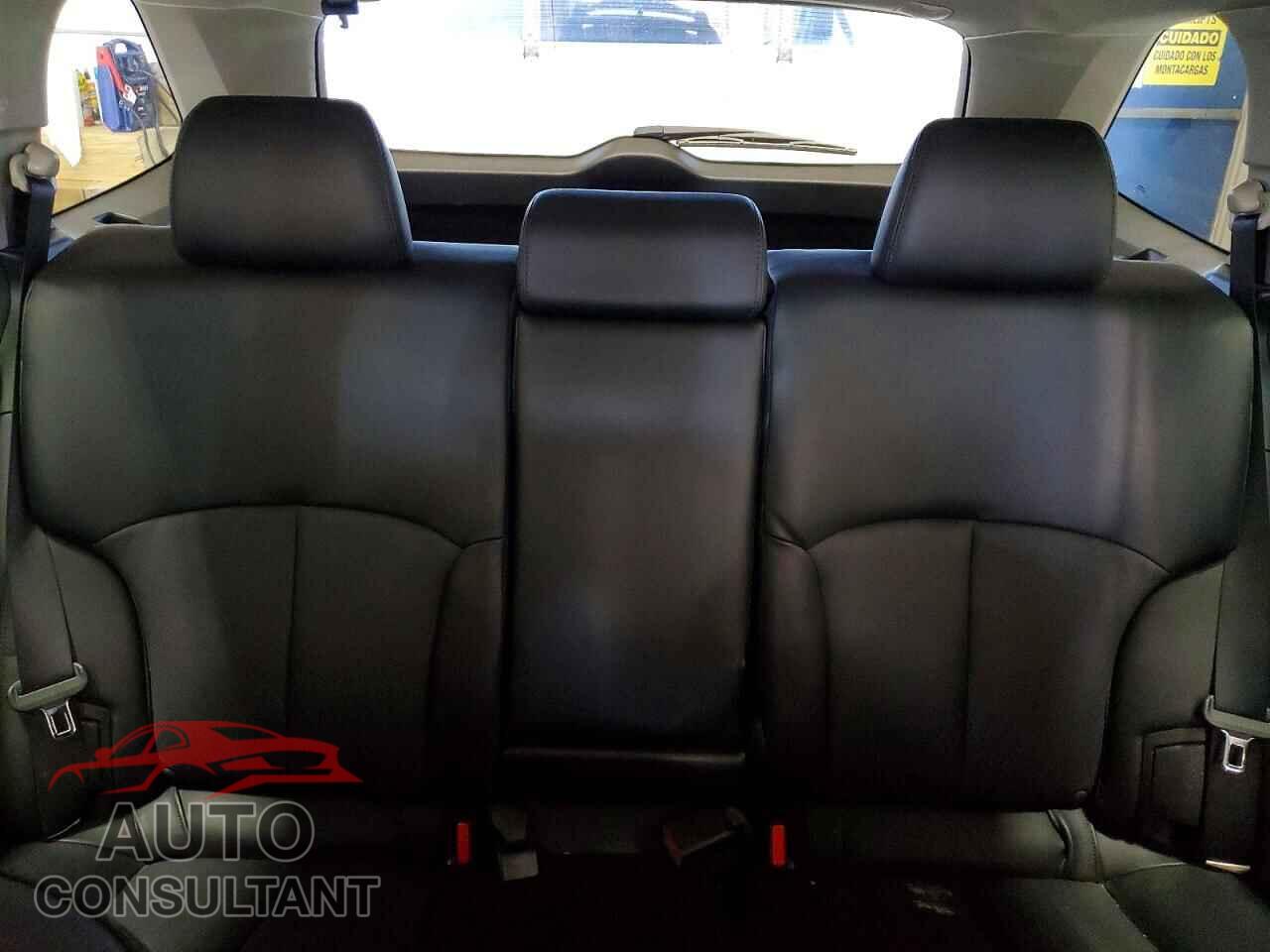 SUBARU OUTBACK 3. 2012 - 4S4BRDKC5C2247550