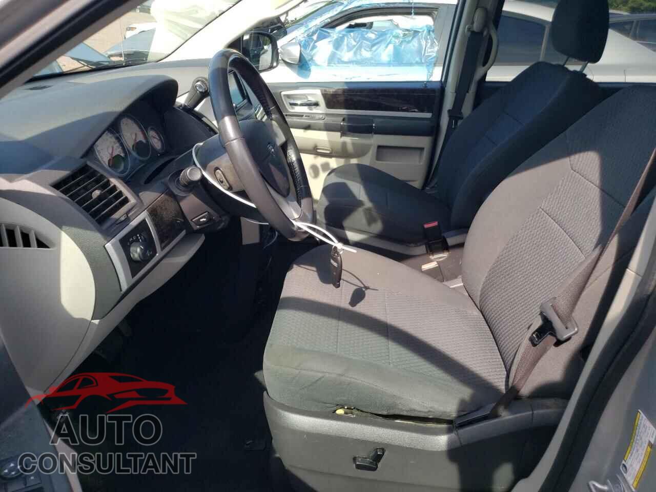 DODGE CARAVAN 2010 - 2D4RN5D18AR108045