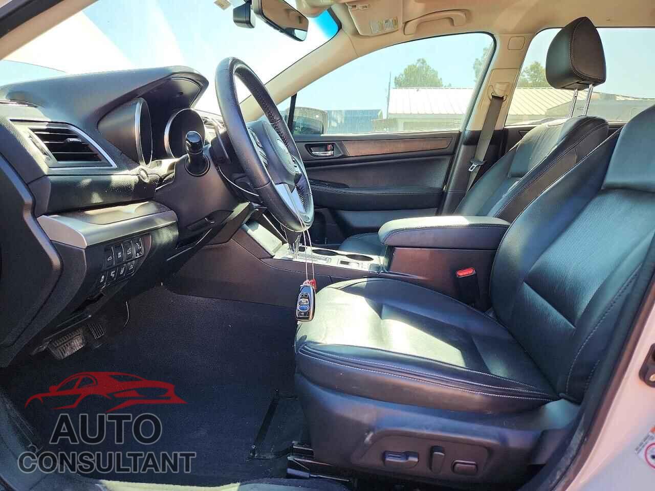 SUBARU OUTBACK 2017 - 4S4BSANC3H3221948