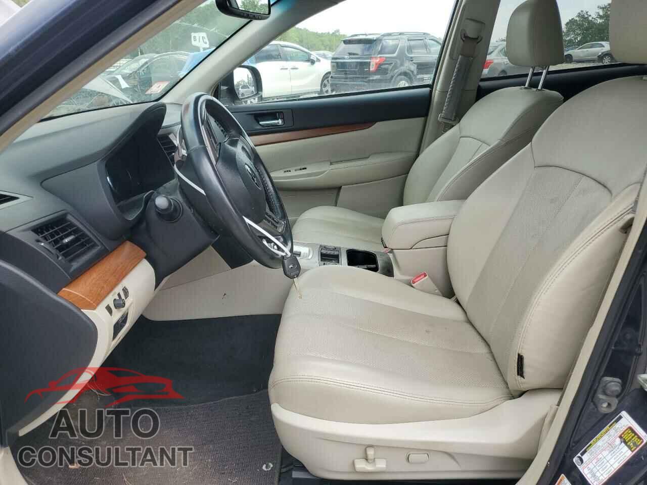 SUBARU OUTBACK 2013 - 4S4BRBKC7D3215490