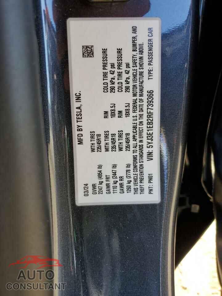 TESLA MODEL 3 2024 - 5YJ3E1EB2RF739366