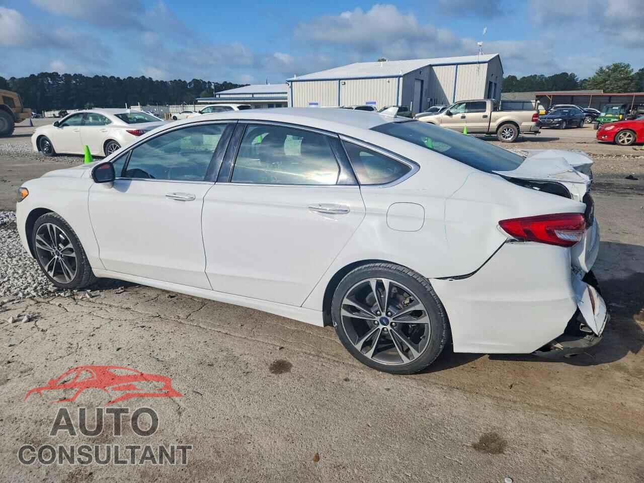 FORD FUSION 2019 - 3FA6P0D96KR184738